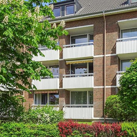 Lovely Apartment In Buesum With Kitchen Exteriör bild
